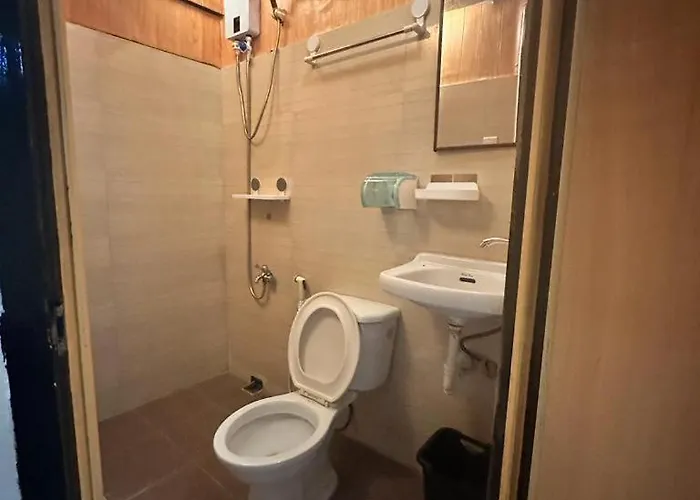 Adorable - 2b, Stunning Lounge *