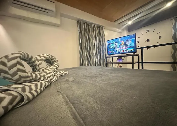 Adorable - 2b, Stunning Lounge Manila